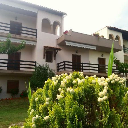 Athina Vourvourou Apartments Bagian luar foto
