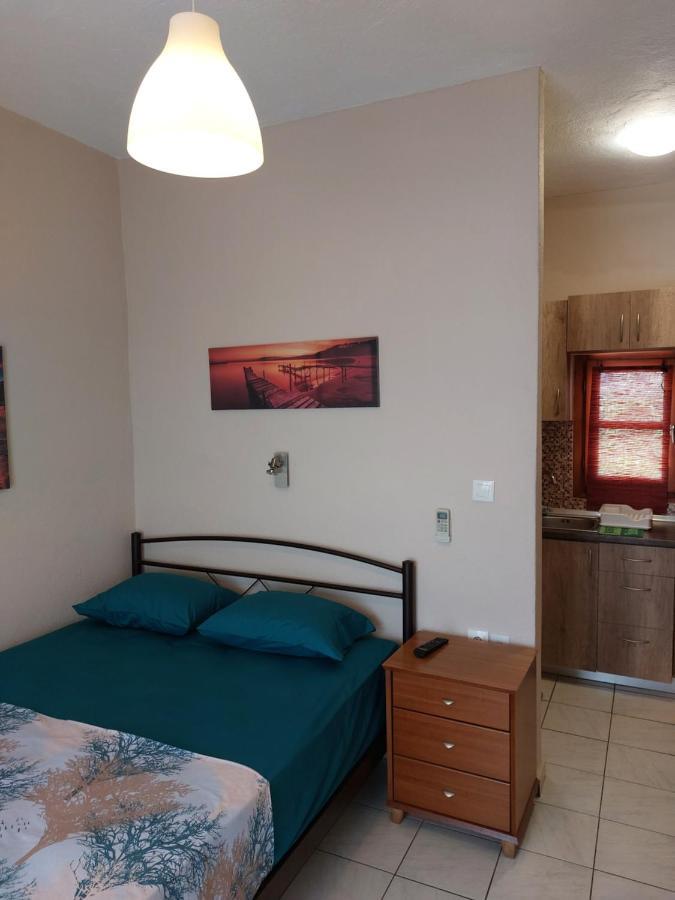 Athina Vourvourou Apartments Bagian luar foto
