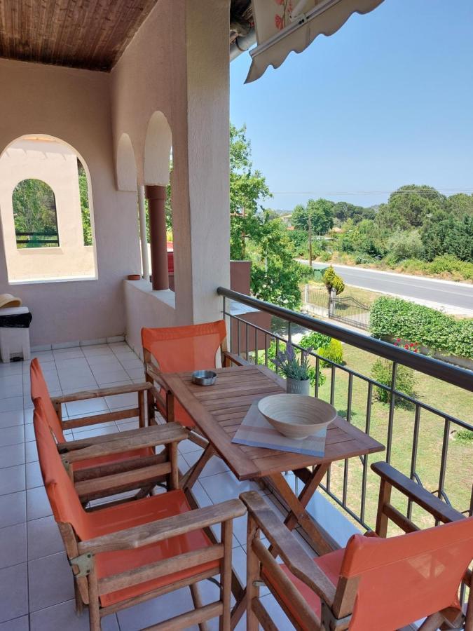 Athina Vourvourou Apartments Bagian luar foto